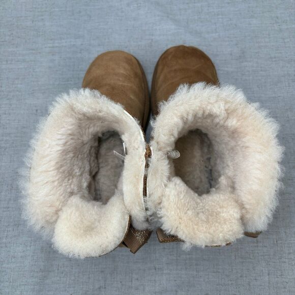 UGG Boots Customizable Bailey Bow Short Chestnut Tan Sheepskin Women's Size 8 - Picture 6 of 11